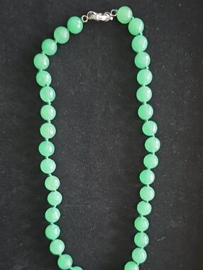 Vintage Faceted Green Beaded Necklace for Women